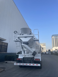 Xe tải trộn, bê tông, xuất khẩu sang Châu Phi, sinotruk HOWO, Euro II, bể rắn - Product Image 2