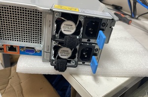 Серверный шкаф Inspur NF8260M6 с жестким диском SAS 1.2 ТБ 2.5 дюйма для GPU-вычислений - Product Image 4