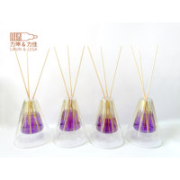 Diffuseur en verre fait main joyeux Noël unique Bouteille vide de parfum Aroma Reed Diffuseur Bouteille en verre Bouteille de parfum de faveur