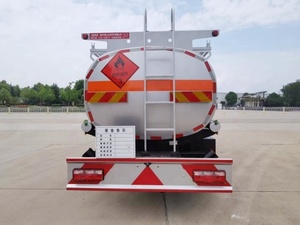 Camion-citerne Dongfeng 25CBM 8X4 neuf pour le ravitaillement en kérosène aéronautique et essence, avec réservoir en alliage d'aluminium pour le transport <span class=keywords><strong>de</strong></span> carburant - Product Image 6