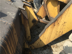 รถตักหน้าขุดยี่ห้อแคตเตอร์พิลลาร์ รุ่น 966F ของญี่ปุ่นแท้ ปี 2020 กำลัง 92 กิโลวัตต์ น้ำหนักบรรทุก 15 ตัน ใช้งานแล้ว 2500 ชั่วโมง ผ่านการทดสอบและตรวจสอบแล้ว เหมาะสำหรับงานเหมือง - Product Image 6