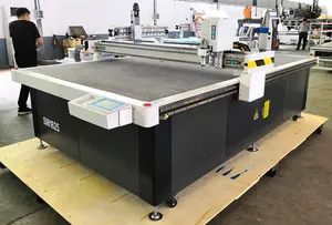 ماكينة قطع قماش رقمية مع نظام تحميل آلي للفات النسيج والمنسوجات متعددة الطبقات