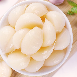 กระเทียมดองรสหวานอมเปรี้ยว ขิงปอกเปลือกหั่นบางๆ ดองในน้ำเกลือและน้ำส้มสายชู รสเผ็ด - Product Image 4