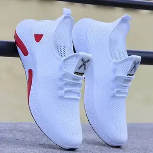 Zapatillas de deporte de verano para hombre 2023, zapatos informales de malla transpirable, zapatos informales blancos negros para hombre