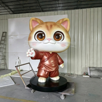 Op maat gemaakte handgeschilderde glasvezel cartoon sculptuur, groot FRP karakterbeeld, buiten decoratie voor winkelcentra, pop art vloerdecoratie