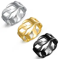 Bague de mariage pour homme en acier inoxydable doré, motif ajouré à maillons entrelacés, poli, style urbain audacieux et tendance