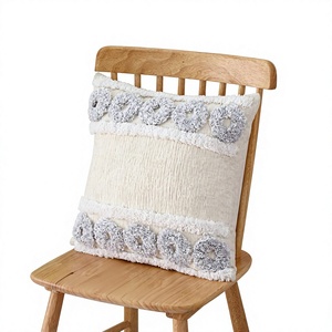 Housse de coussin carrée style nordique bohème ethnique 2026, technique tissée, brodée, touffetée, vintage, écologique, personnalisable, OEM, vente en gros - Product Image 1