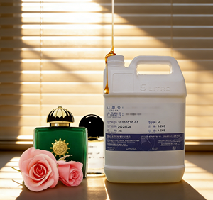 Olio Profumato di Lusso a Lunga Durata per Cura della Pelle, Candele e Diffusori - Product Image 1