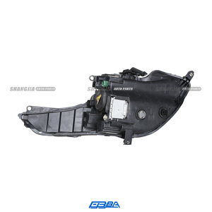 Piezas de Desmontaje de Alta Calidad en Material Original para Faros Delanteros de Auto Ferrari FF 2015 OE 284064 - Product Image 3