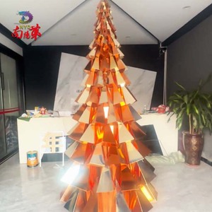 <span class=keywords><strong>Sapin</strong></span> <span class=keywords><strong>de</strong></span> Noël géant en métal doré personnalisé - <span class=keywords><strong>D</strong></span>écoration <span class=keywords><strong>de</strong></span> centre commercial pour événements intérieurs et affichage dans les halls <span class=keywords><strong>d</strong></span>'hôtels - Product Image 6