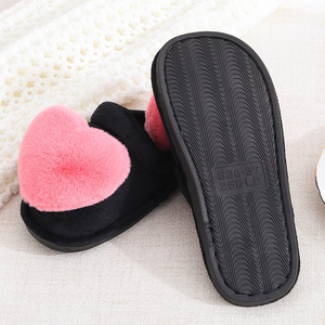 Nuevas Pantuflas Térmicas de <span class=keywords><strong>Invierno</strong></span> con Diseño de Corazón, Antideslizantes de PVC para Interiores, Suaves y Cálidas para el Hogar, Personalizables para OEM - Product Image 6