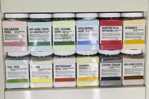 Productos Portátiles de Plástico para el Cuidado y Blanqueamiento de la Piel para Uso en Salón - Product Image 2