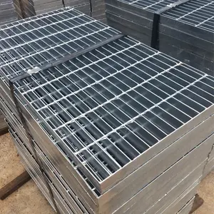 Metal yapı malzemeleri galvanizli çelik çelik ızgara ızgara sıcak daldırma 32X5mm düz çubuk ızgara düz çubuk ve bükülmüş çubuk