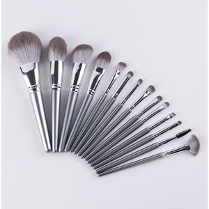 <b>Silver</b> Synthetic Makeup Brush Set Custom Logo Matte Soft Travel Eye Brush Kit OEM Oval Cosmetic Brush for Face Application - Product Image 5
