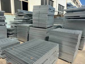 कम कीमत 30x3 गैल्वेनाइज्ड फ्लोर स्टील ग्रेटिंग के लिए गार्डन धातु ग्रेटा के लिए लकड़ी के ग्रेटा के लिए प्लेट - Product Image 2