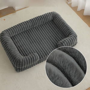 Cama Rectangular de Lujo para Perros Pequeños <span class=keywords><strong>con</strong></span> Logotipo Personalizado, Diseño Esponjoso <span class=keywords><strong>con</strong></span> Almohadas para el Cuidado del Cuello, Fácil de Lavar, Sofá Cama para Perros Pequeños <span class=keywords><strong>con</strong></span> Diseño de Rayas - Product Image 5