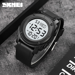 Skmei Men's Digital Sports Watch Black Waterproof Electronic Watch For Students Youth Multi Functional With Glow In Dark Feature - Product Image 2