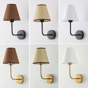 Lampe murale LED rechargeable moderne en fer doré, tissu, intensité variable, pour intérieur, maison, hôtel, chambre, salon, décoration - Product Image 4