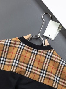 Camiseta de manga corta para hombre, diseño a cuadros vintage, estilo casual, de lujo, 100% algodón, estilo Burberry. - Product Image 3