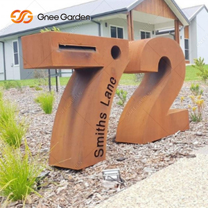 Boîte aux lettres de jardin en acier corten rouillé - Dimensions personnalisables 1500x1800x300mm - Product Image 3