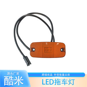 Luz de Posición Lateral LED KM-29 de 12V con Lente Transparente, Universal para Camiones y Remolques, Mejora de Equipamiento - Product Image 3