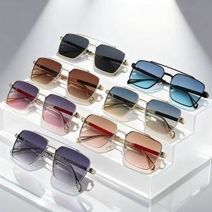 Nouveau européen américain hommes mode carré lunettes de soleil UV400 enfants amical extérieur métal vent vieux argent Style à la mode pour hommes - Product Image 1