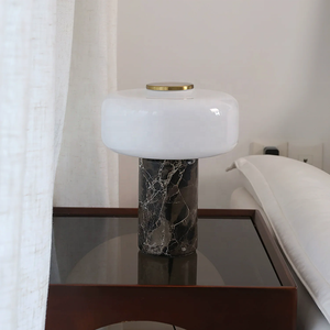 Lámpara de Mesa LED Moderna Recargable con Atenuación Táctil, Diseño de Mármol, Alta Gama, Portátil, de Vidrio, para Dormitorio, Restaurante, Bar - Product Image 2