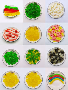 Usine de bonbons halal en vrac Mélange de gelée Collations sucrées Casher Bonbons colorés avec de drôles de fruits Emballage en bouteille de bonbons gommeux aromatisés - Product Image 2