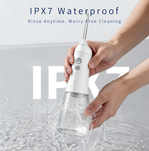Hydropulseur buccal portable rechargeable étanche IPX7 de marque, capacité 220 ml - Product Image 1