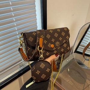 Bolso de hombro de material PU con patrón geométrico de moda. Con decoración de cadena. Adecuado para uso diario.99033 - Product Image 3