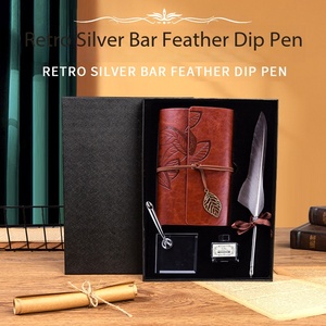 Ensemble <span class=keywords><strong>de</strong></span> carnets rétro européens en gros avec stylo à <span class=keywords><strong>plume</strong></span> et <span class=keywords><strong>porte</strong></span>-stylo pour cadeau <span class=keywords><strong>de</strong></span> Noël, logo personnalisé - Product Image 1