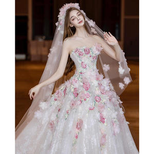 2025 robe de mariée faite à la main de style forêt pour femmes robe de fiançailles sans bretelles avec train chapelle classique et <span class=keywords><strong>voile</strong></span> - Product Image 5