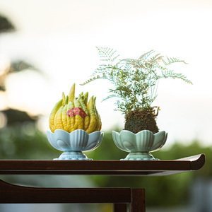Assiette à fruits en céramique en forme de lotus, petit plat en porcelaine pour offrande bouddhiste, usage décoratif à la maison - Product Image 1