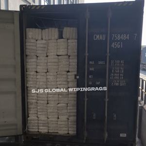 Trapos de algodón blancos estampados para limpieza industrial, ideales para limpiar máquinas. - Product Image 1