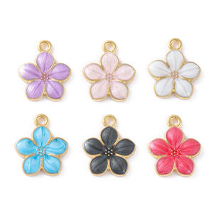 Nouveau bricolage bijoux alliage goutte d'huile fleur de cerisier HyunA Style pendentif boucles d'oreilles cheveux accessoires Bracelet matériaux en gros - Product Image 5