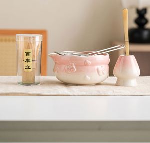 Juego de Tazas de Té Matcha con Diseño Floral Moderno Hecho a Mano, Tazas de Cerámica Ecológicas y Estéticas con Silicona, Empaquetadas en Caja - Product Image 1