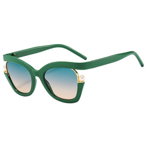 <span class=keywords><strong>2023</strong></span> Trend Classic Pearl gafas <span class=keywords><strong>de</strong></span> sol <span class=keywords><strong>de</strong></span> lujo gafas <span class=keywords><strong>de</strong></span> sol <span class=keywords><strong>para</strong></span> damas <span class=keywords><strong>moda</strong></span> UV400 tonos lunette <span class=keywords><strong>DE</strong></span> SOLEIL logotipo personalizado al por mayor - Product Image 4