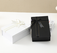 Heaven Earth Große Wellpappe Starre Schachtel Schwarze Geschenkbox mit Schleifenband für Schuhe Kleidung UV-Vorteil Prägung