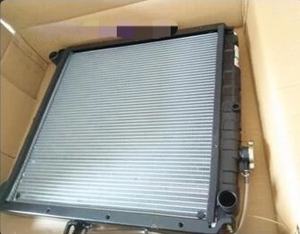 Applicable à l'assemblage de radiateur de réservoir d'<span class=keywords><strong>eau</strong></span> Dongfeng <span class=keywords><strong>Capt</strong></span> - Product Image 2