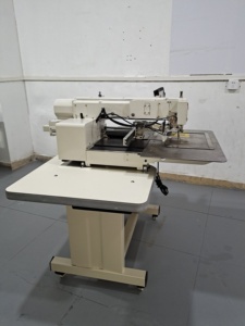 Système de machine à coudre industrielle à commande numérique - Product Image 2
