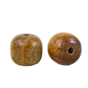 Cuentas de madera de sándalo de 8x9 mm, cuentas redondas sueltas con vetas de madera para la fabricación de joyas, pulseras y accesorios budistas - Product Image 4