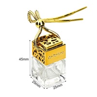Diffuseur d'air suspendu en verre de forme carrée de 6 ml avec logo personnalisé pour la conception de mode, parfum de voiture