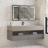 Armoire de salle de bain à 3 portes avec éclairage LED, miroir et étagères réglables – Offre Spéciale