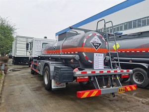 Camion-citerne à ammoniac Dongfeng 10 tonnes à vendre à prix avantageux – Points <span class=keywords><strong>de</strong></span> vente - Product Image 2