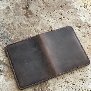 Custom Genuine Crazy Horse Leather Minimalist RFID Blocking Card Holder Slim Letter Patterned - Product Image 3