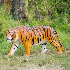 Statua in Resina di <span class=keywords><strong>Tigre</strong></span> a Grandezza Naturale AISY per Esterni, Scultura di Personaggio TV e Cinematografico, Decorazione per Parchi e Zoo - Product Image 1