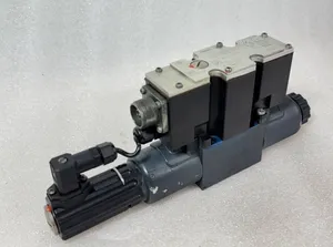Vanne proportionnelle PLC Demag <span class=keywords><strong>Ergotech</strong></span> 4WREE 6 W3222G24K31A1VDE. - Product Image 1