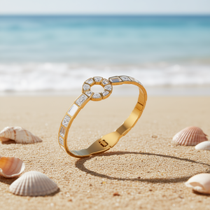 Bracciale a Forma di Conchiglia in Acciaio Inossidabile Placcato Oro, Accessorio di Moda per Donne - Product Image 2