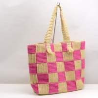 Sac personnalisé OEM, sacs de plage, style minimaliste, sac à main pour femmes avec pompon, sac fourre-tout en paille, sac à bandoulière
