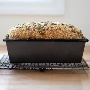 Cetakan Roti Besi Cor Tahan Panas Bentuk Persegi Panjang Dengan Tutup Berlapis Anti Lengket untuk Memanggang Roti dan Kue di Oven Dapur - Product Image 5